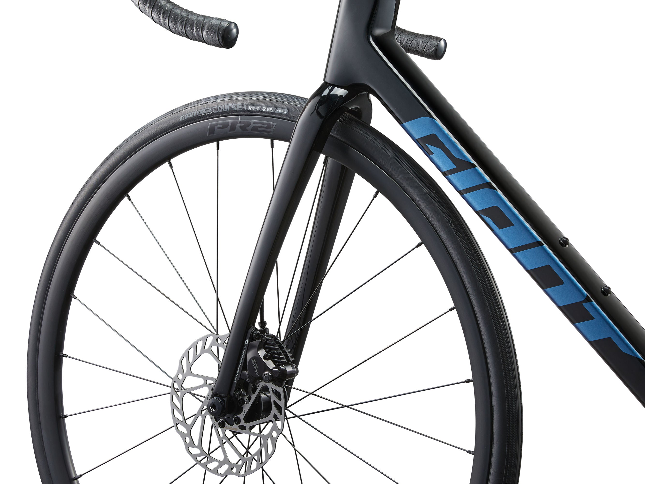 Giant TCR Advanced 2 – Lightweight Carbon Road Bike – Friendly Cycle