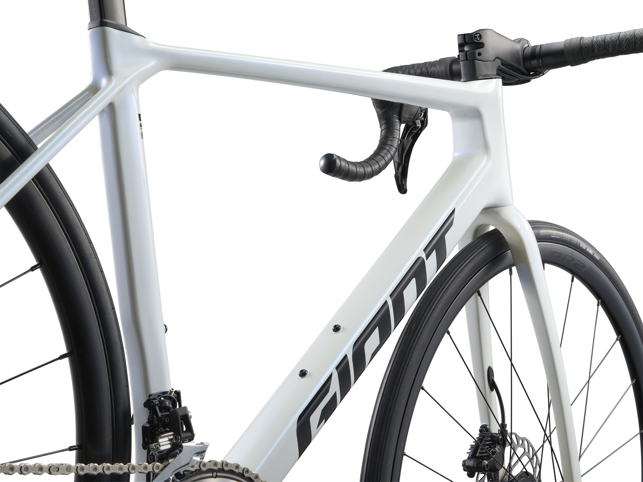 Giant TCR Advanced 2 carbon road bike at Friendly Cycle near Miami
