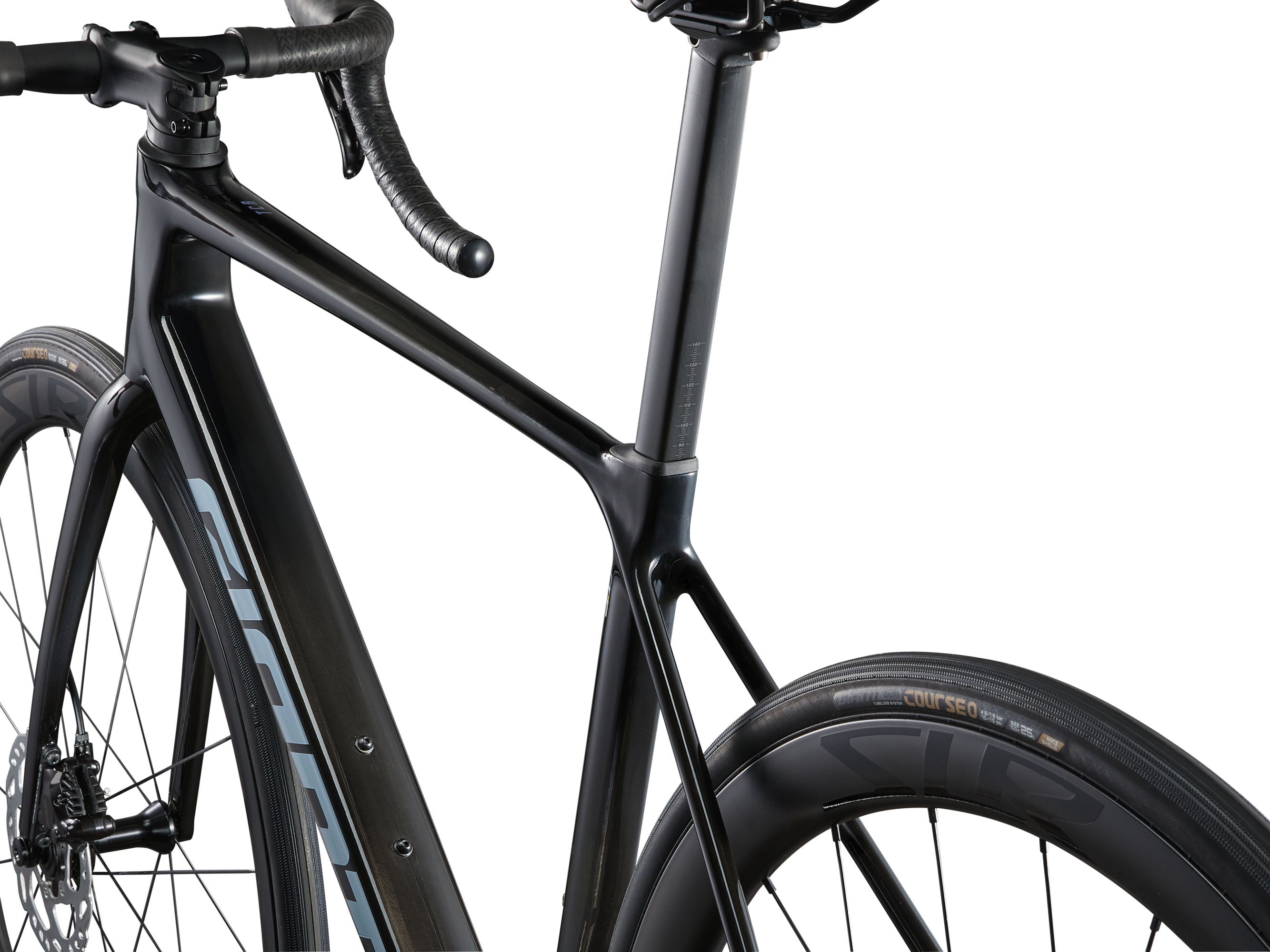 Giant TCR Advanced Pro 1 Di2 carbon road bike at Friendly Cycle near Miami
