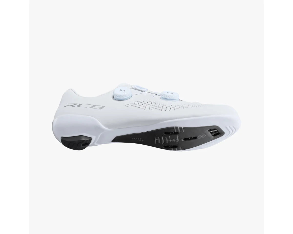 Shimano SH-RC810 carbon sole with 3-hole cleat mount